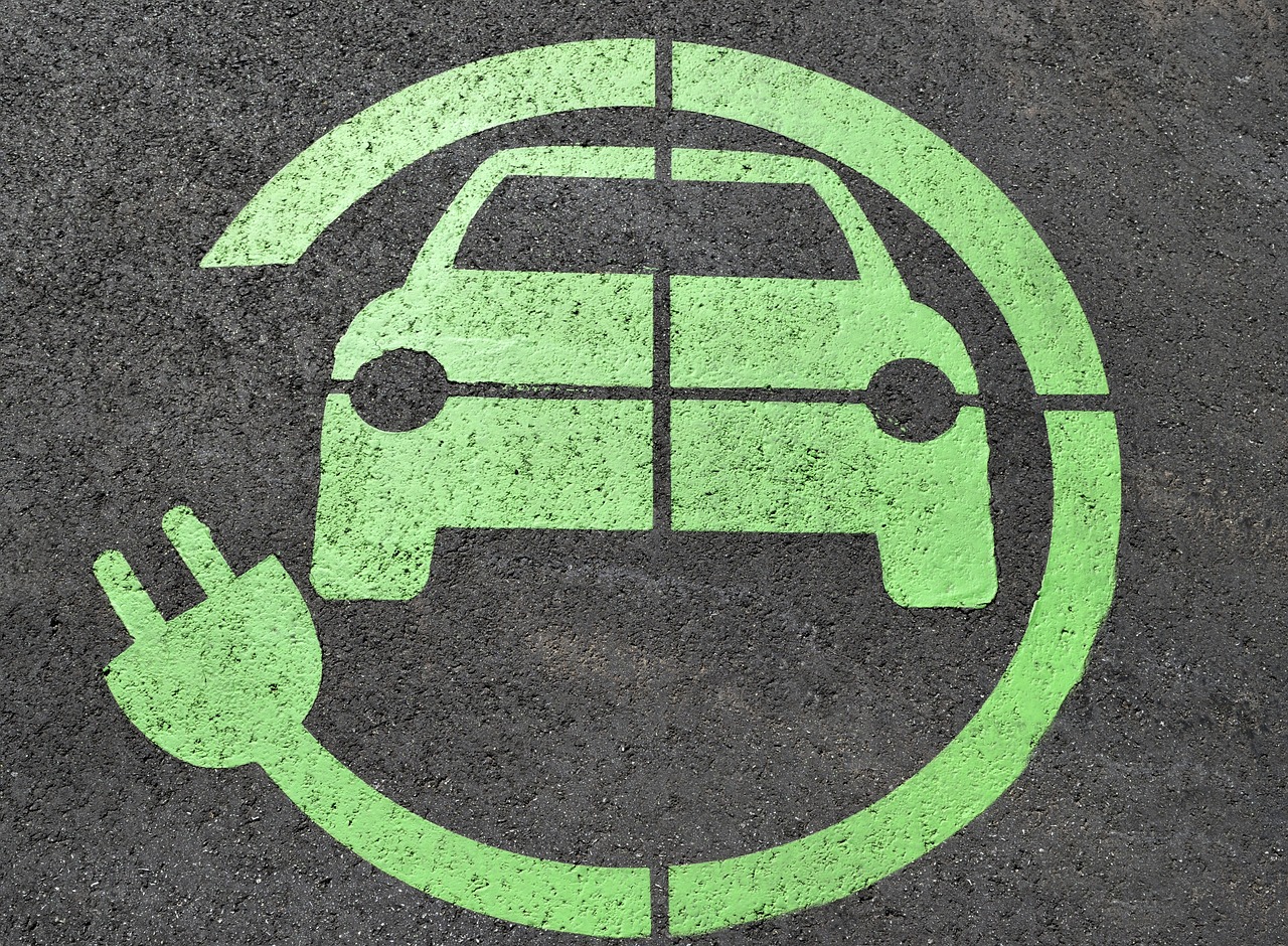 Station de recharge publique DC parking HEYRIEUX